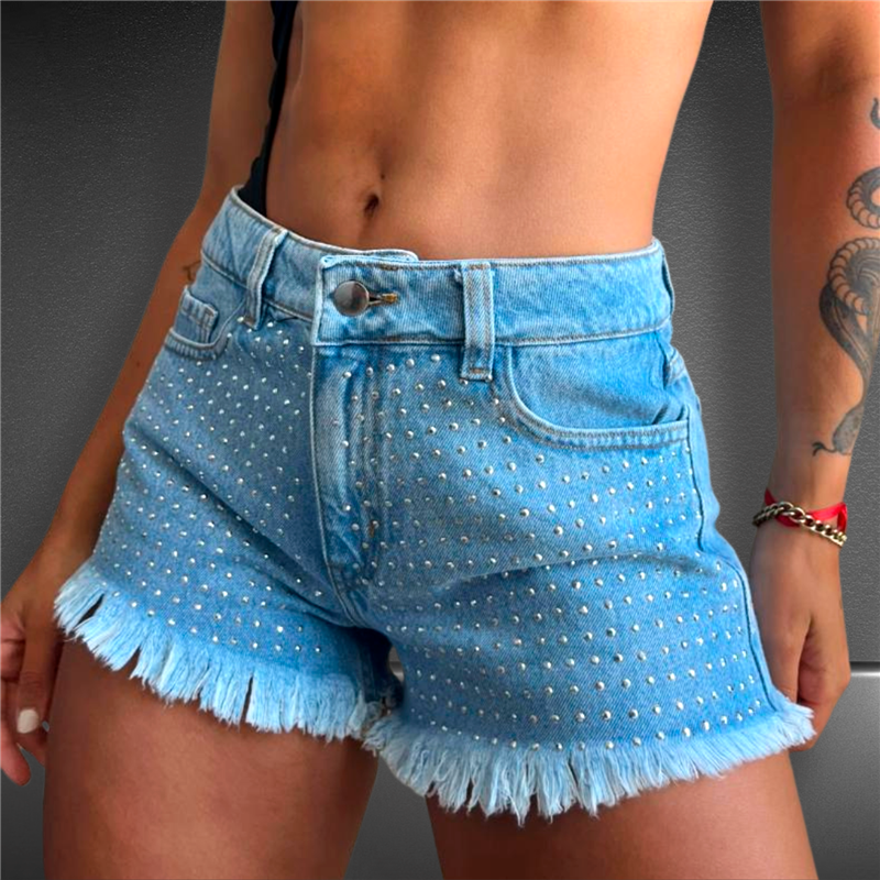 Short desflecado con strass